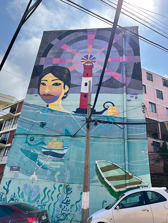 Valparaiso Chile buiding art fountianof30