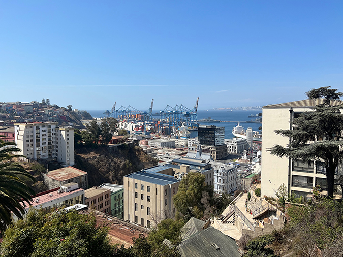 Valparaiso Chile building fountainof30