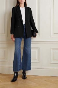 How To Wear The Oversized Blazer Trend for Women Over 50 - fountainof30.com
