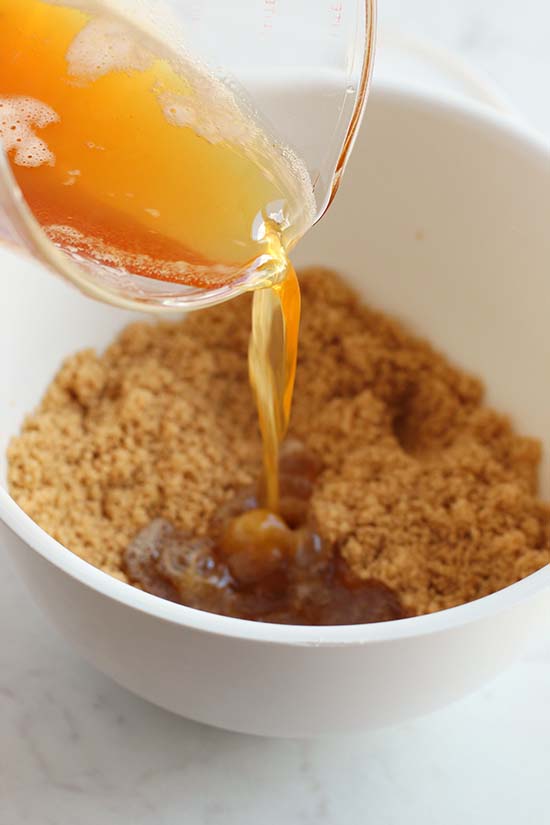 pour brown butter over brown sugar in bowl fountainof30