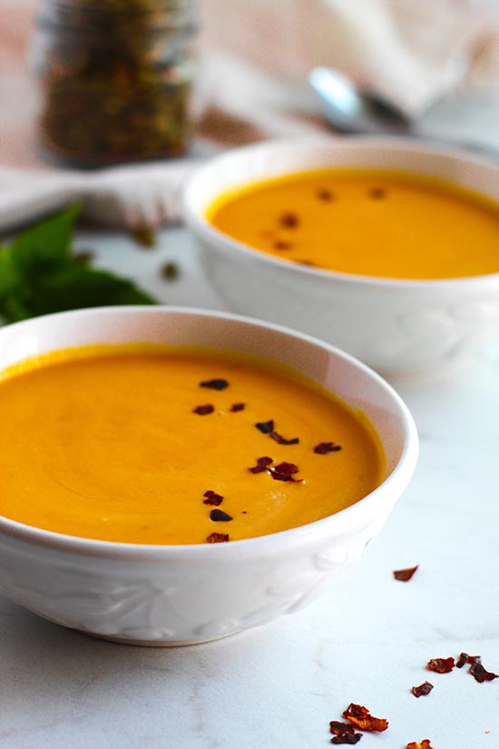 top Pumpkin Soup with red pepper fountainof30