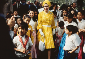 Queen Elizabeth fashion canary yellow dress in mexico