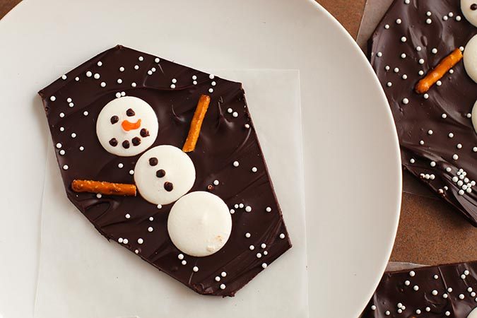 snowman chocolate bark holiday candy gift idea fountainof30