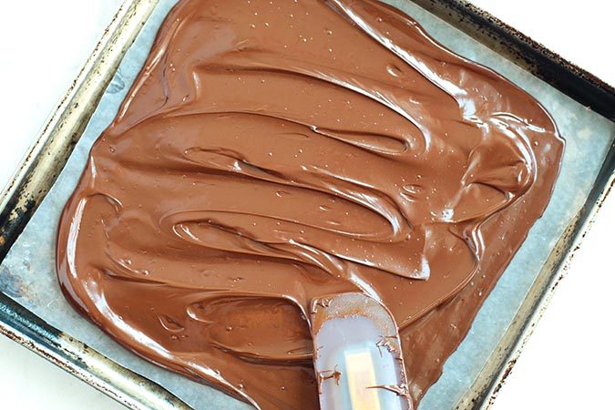 spread chocolate on prepared pan fountainof30