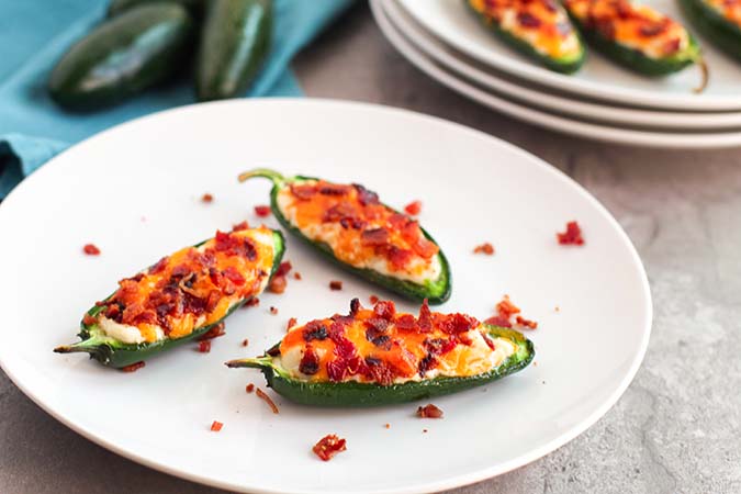 These Yummy Keto Bacon Jalapeño Poppers Are A Game Day Hit ...