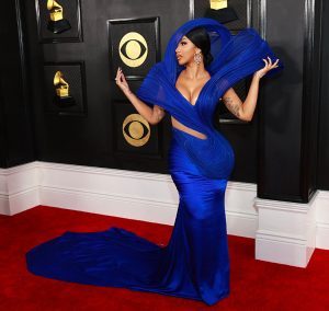 caredi b blue sculptural dress grammy awards 2023 fountainof30