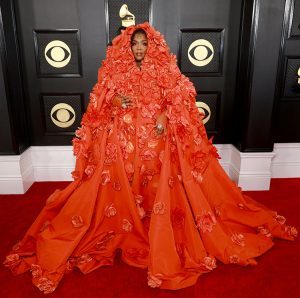 lizzo orange dress grammy awards 2023 fountainof30