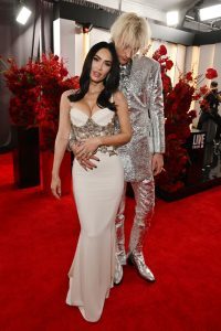 megan fox white gown grammy awards 2023 fountainof30