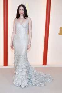 Ana De Armas in Louis Vuitton Oscars 2023 fountainof30