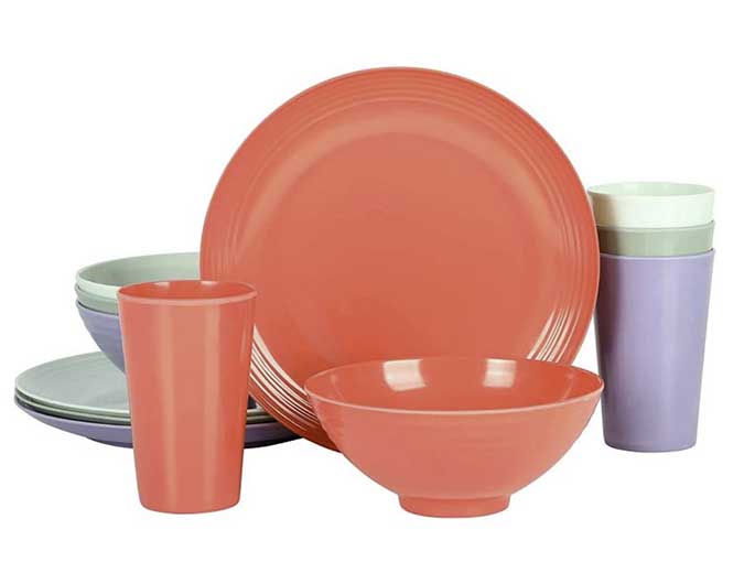 colorful plates and dinnerwear fountainof30
