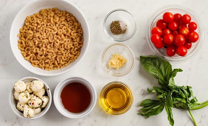 caprese pasta salad ingredients fountainof30