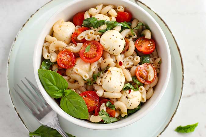 caprese pasta salad recipe fountainof30