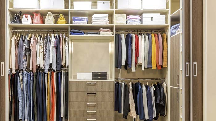 neat and organized closet fountainof30