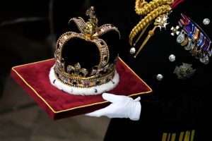 St. Edward's crown at the kings coronation day fountainof30