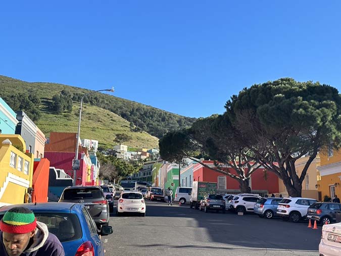 Bo Kaap busy colorful street cape town south africa fountainof30