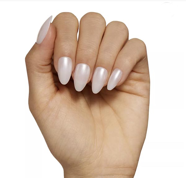 almond shaped nails fall 2023 fountainof30