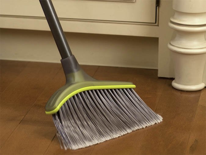 how to save money Casabella Wayclean Wide Angle Broom quailty saves fountainof30