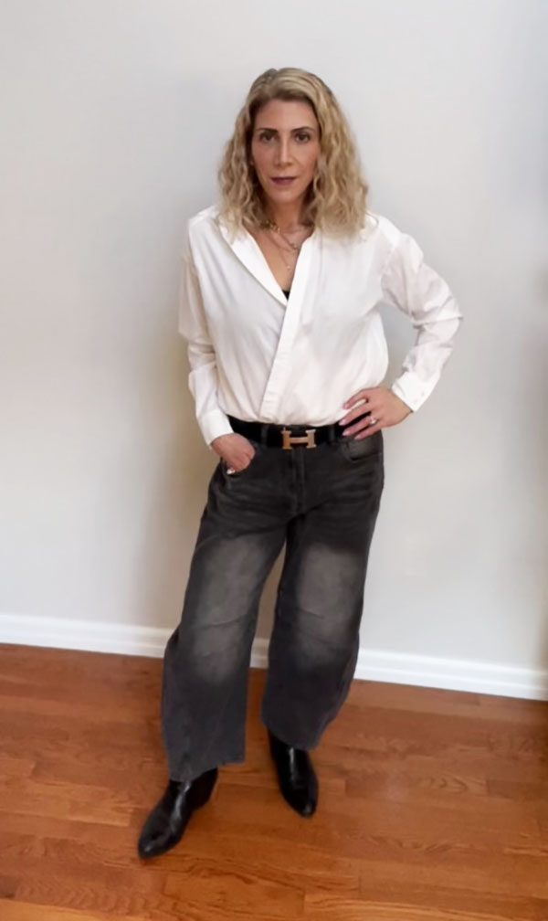 white shirt and barrel jeans outfit fountainof30