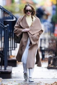 Jennifer Lawrence oversized coat fountainof30