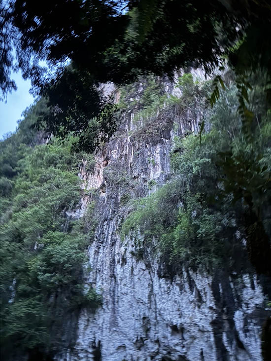 Khao Sok limestone cliff fountainof30