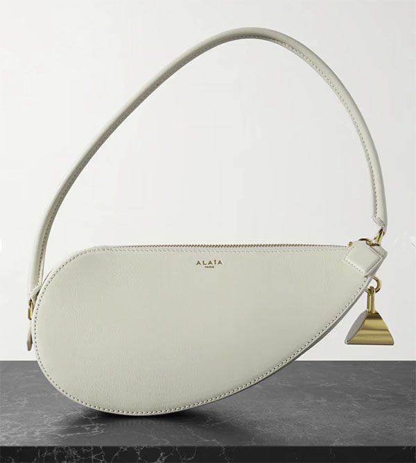 ALAÏA Le Demi-Cœur Leather Shoulder Bag cream