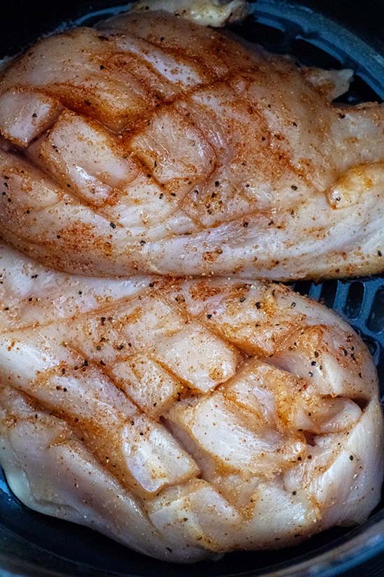 seasoned chicken breasts in air fryer founbtainof30