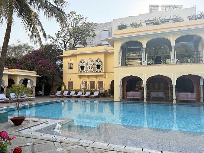 Jaipur Samode Haveli pool fountainopf30 travel guide