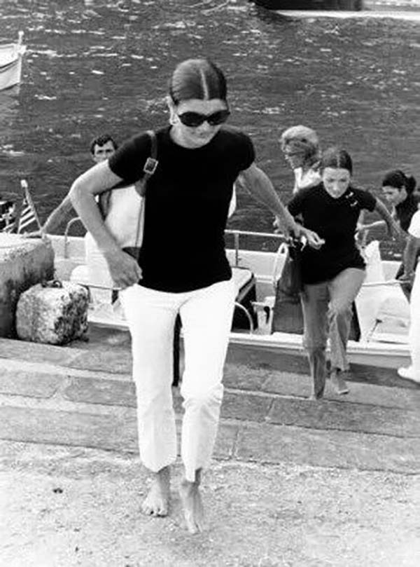 Jacqueline Kennedy Onassis fashion icon black top white pants