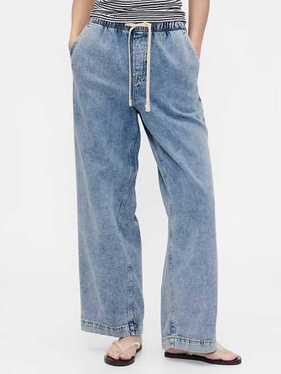 Gap High Rise Pull-On Wide-Leg Jeans