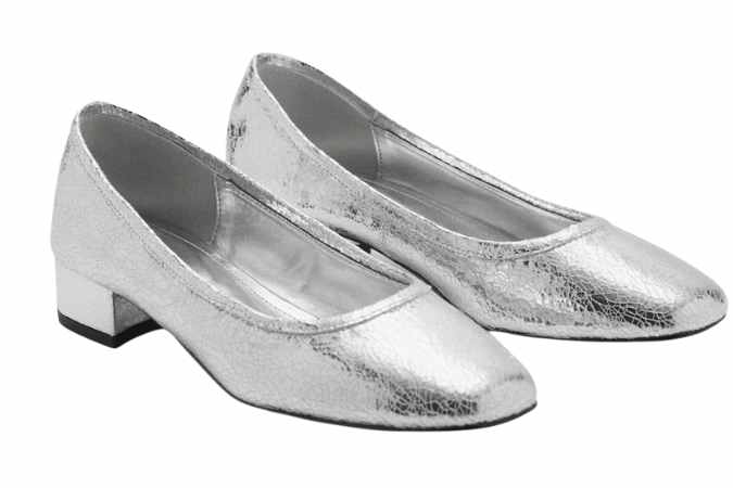 metallic shoes 2025 trend and forever fountainof30