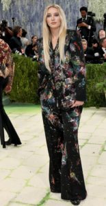 Paige Bueckers in Coach fashion is art met gala