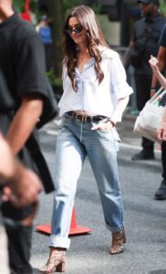 Anne Hathaway the slouch look for summer fountainbof30