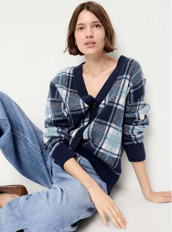 plaid v-Neck Cardigan Sweater summer to fall transition