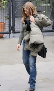 Jennifer Aniston Millennial Jeans trend