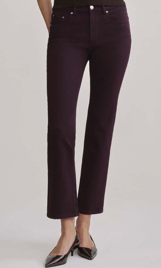 Straight Mid Rise Jeans in Viola